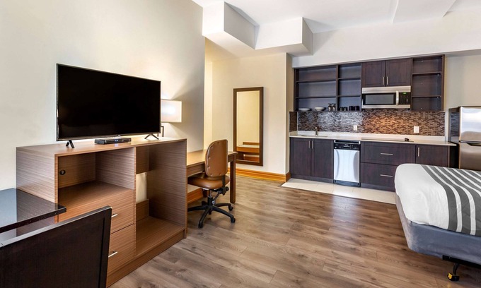 Kincardine Hotel | SureStay Plus Hotel by Best Western Kincardine