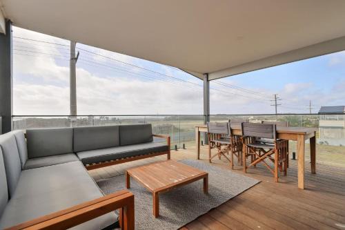 Surf Beach House | Surf Mist at Surf Beach
