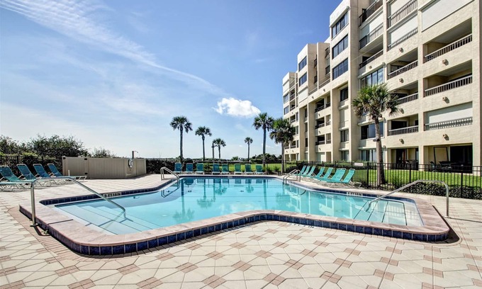 Amelia City Condo | Surf & Racquet Club C102-Pool! | 1 Bed, 1 Bath