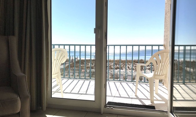 Gulf Shores Condo | Surf Side Shores 1205 2 bd 2 ba gulf-front
