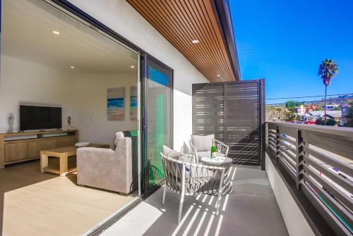 Beach Barber Tract Apartment | Surf Spot 4