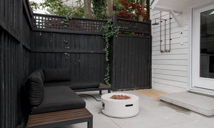 Port Dover House | Surf Vibes|California Cool design | Close to beach