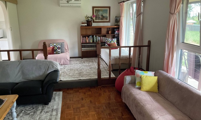 Monash House | Surrounded by reserve next to Erindale amenities