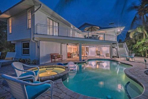 Anna Maria House | Surrounded By Sea Breezes