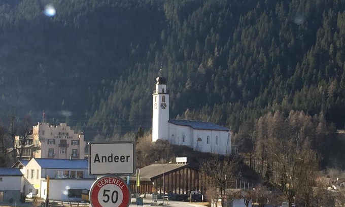 Andeer Apartment | Sut baselgia
