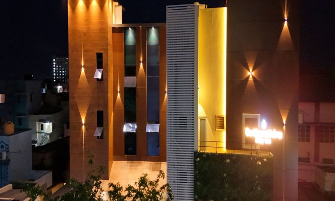 Dindigul Hotel | Suthanthira Stay Inn