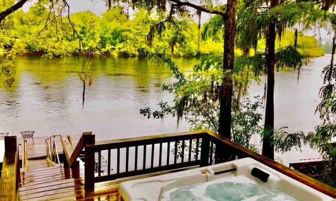 Bell House | Suwannee River Hideaway