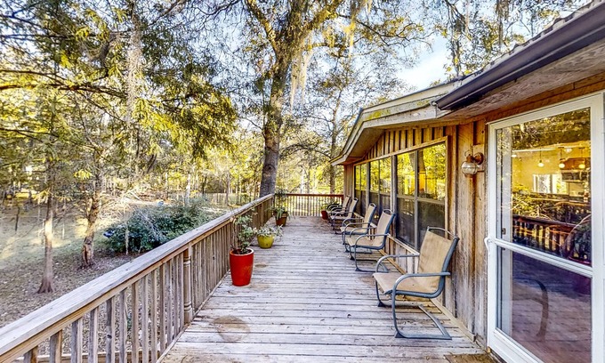 Old Town House | Suwannee River Home with Kayaks, Boat Dock & Launch, Riverfront Deck, Dogs OK