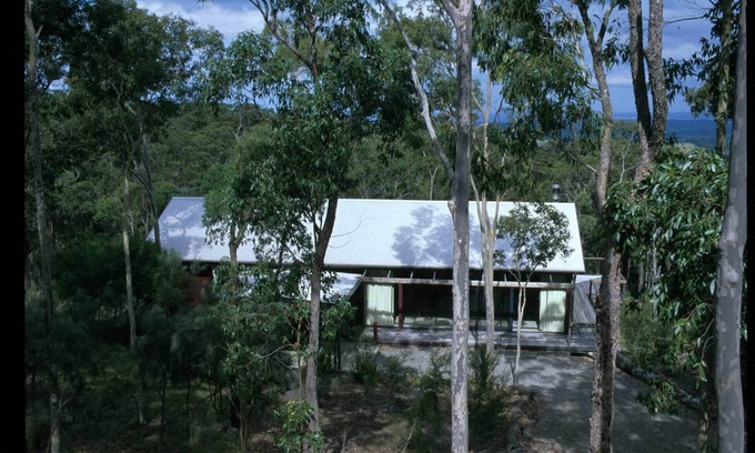 Vacy Cabin | Swagman's Rest Lodge at BANJOS BUSHLAND RETREAT - couples, 1 family or singles