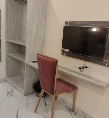 Sector 62 House | Swarn