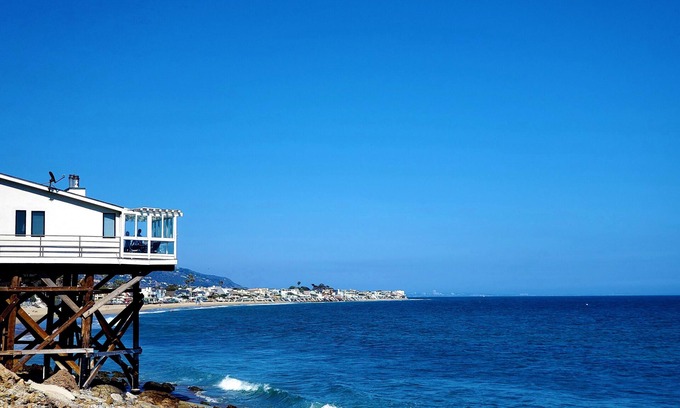 Central Malibu House | Sweeping Ocean Vus! SUPERIOR LOCATION withPrivacy! CLEANING-SAFE Policies!