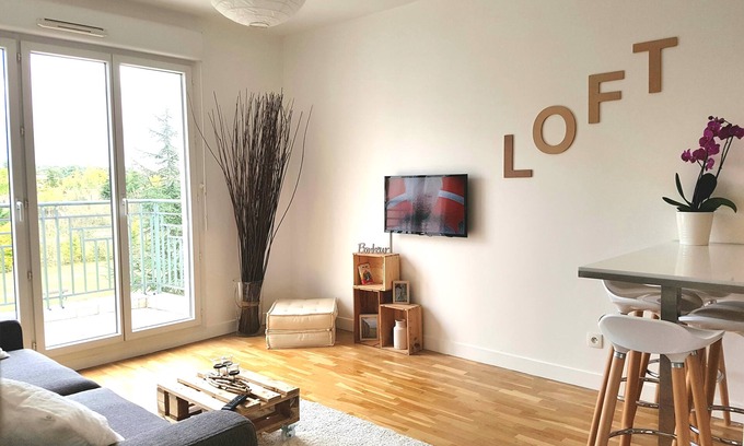 Montevrain Apartment | Sweet apartment in the front of Disneyland's castel