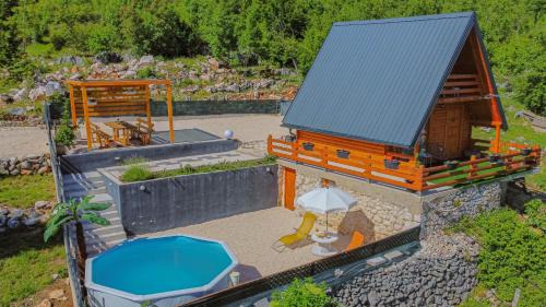 Trn House | Sweet Cottage