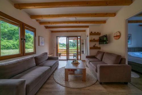 Visoko House | Sweet Home Visoko FREE PARKING, AC, RENT A CAR