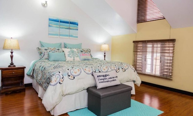 Eden Gardens Apartment | Sweet Kensville: Spacious 3Bedroom Getaway–Central and Relaxing in New Kingston
