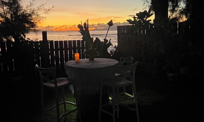 Mahina Apartment | Sweet little studio by the sea in a family area surrounding.