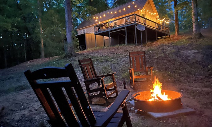 Eclectic Cabin | Sweet Retreat Cabin on 2acres of woods, 2miles from Lake Martin, pet friendly