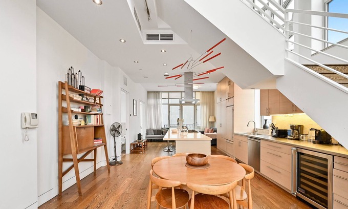 Bowery Apartment | Sweet Serenity