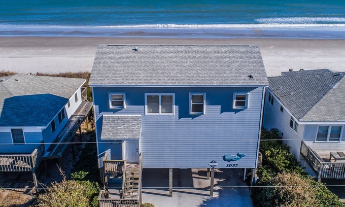Topsail Beach House | Sweet Surrender | Pet Friendly, Oceanfront!
