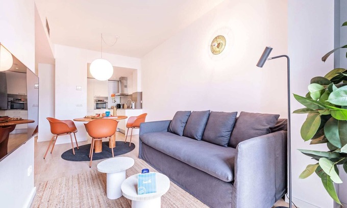 Dreta de l'Eixample Apartment | Sweett | Girona 502 - One Bedroom Apartment, Sleeps 4