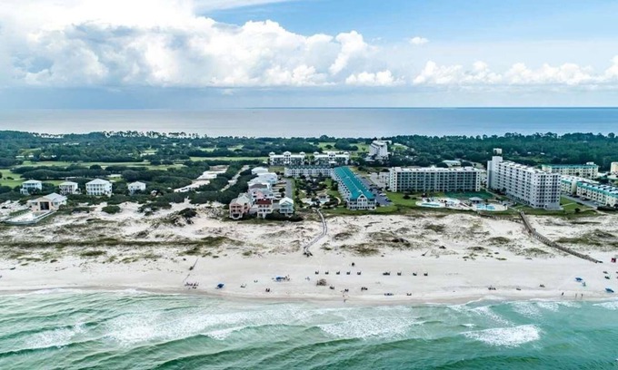 Fort Morgan House | SweetWater Beach Retreat