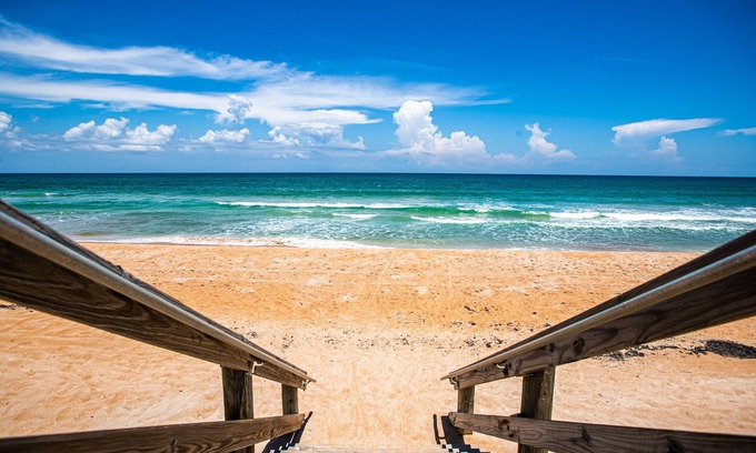Holland By The Sea House | Sweetwater House 2bd/2bath - Walk to Beach!