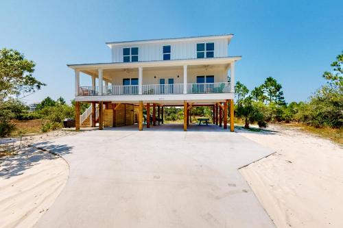 Surf Side Shores House | Swell Rider