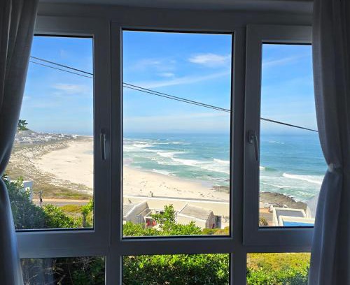 Yzerfontein Apartment | Swept Away Guesthouse