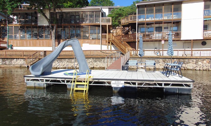 Lake Ozark Condo | Swim Dock, Family Fun, Close to Hot spots!
