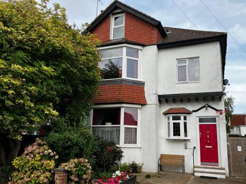 Bexhill-on-Sea Apartment | Sylvian