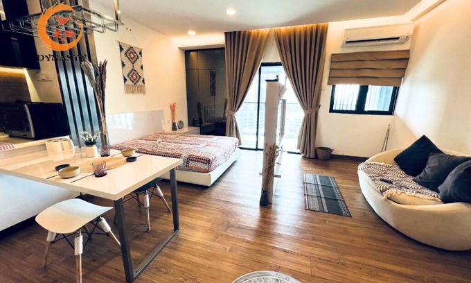 Seri Kembangan Apartment | Symphony Tower Unique Studio Big Balcony With KLCC City View