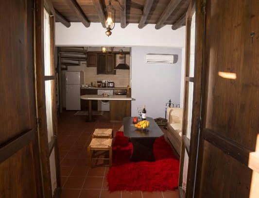 Pelentri House | Symposio Nikos House