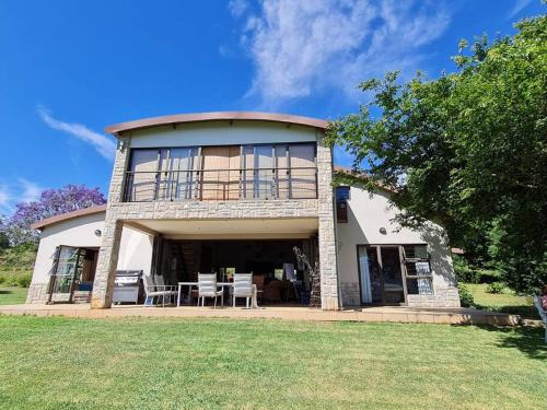 Okhahlamba House | Synchronicity