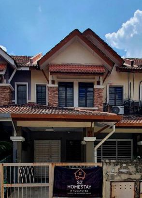 Puchong House | SZ Homestay at Bandar Nusaputra - near Cyberjaya, Putra Perdana, Pulau Meranti and Putrajaya