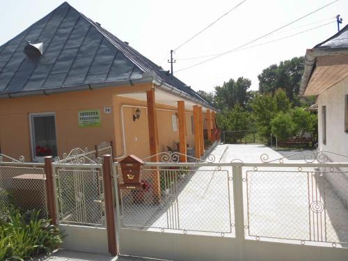 Sarospatak House | Szieszta Vendégház