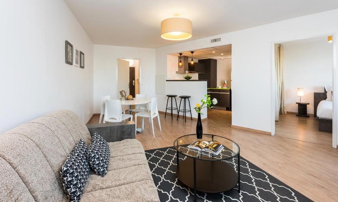 Talence Apartment | Ténéo Apparthotel Talence - Arthena