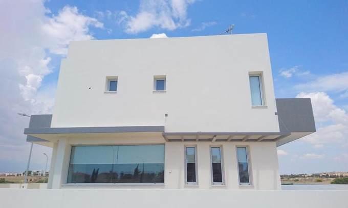 Livadia Villa | T&E Villa