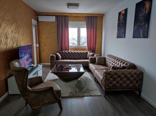 Kragujevac Apartment | T lux apartman