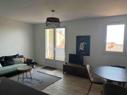 La Celle-sous-Gouzon Apartment | T1 Bis avec vue sur les iles sanguinaires !