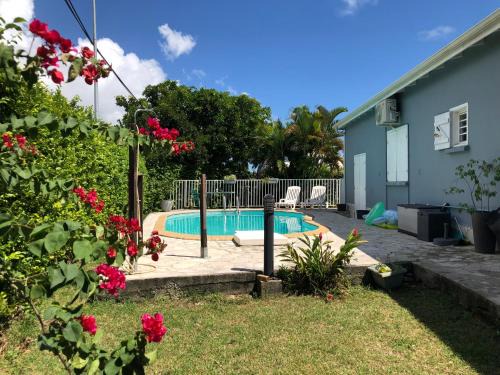 Baie-Mahault Apartment | T2 à Convenance