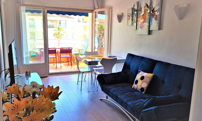 Mediterranee Apartment | T2 Air-conditioned and through - Rated 3 stars - Sea view -Parking - Wifi