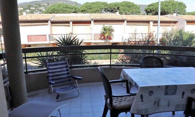 Cavaliere Apartment | T2 air-conditioned apartment - terrace - secure residence - 4 min beach, shops