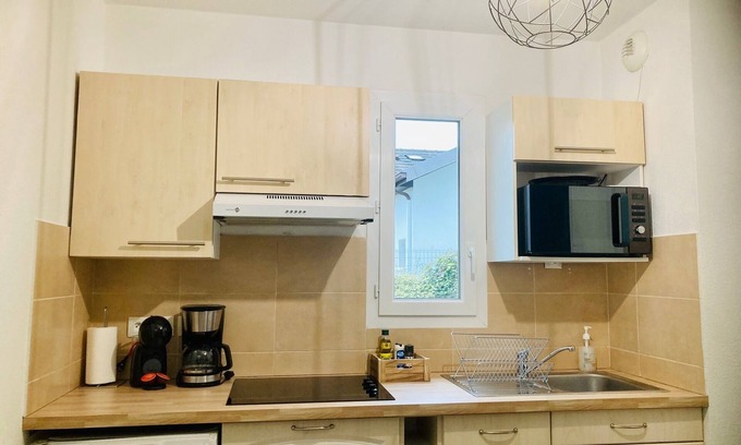 Bizanos Apartment | T2 apartment with private garden + parking 5 min from Pau. Pets welcome!