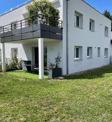 Belley Apartment | T2 cosy avec terrasse et jardin à Belley