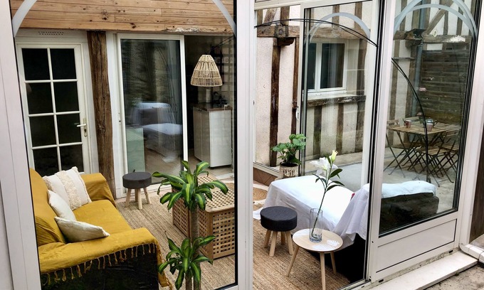 Tours Apartment | T2 cottage style - Veranda & Outside terrace