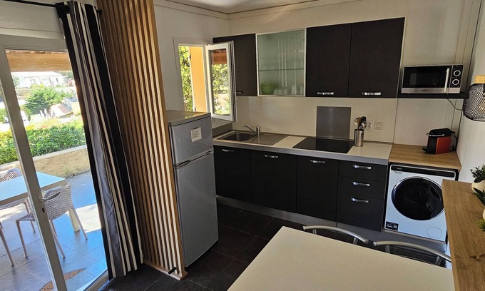 Propriano Apartment | T2 Dolce & Vita C3 sea and pool view