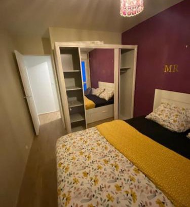 Les Ulis Apartment | T2 entier Chambre+Salon+Cuisine