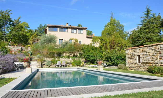 Castellet Other | T2 on the ground floor in Provencal Bastide with swimming pool, in the heart of the Luberon