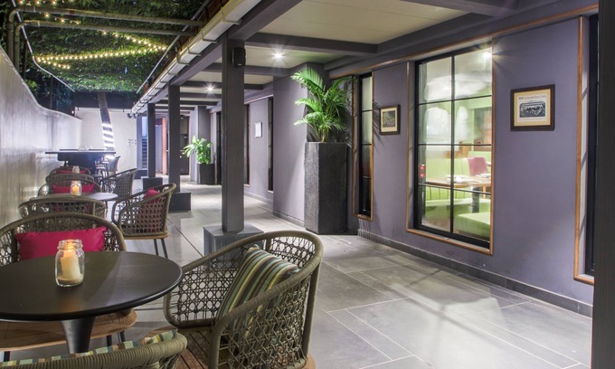 Vile Parle East Hotel | T24 Retro
