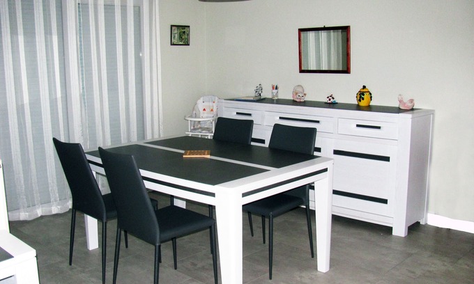 Annecy Apartment | T3 * 68 m2, quiet and secure, Internet, private parking, ANCV